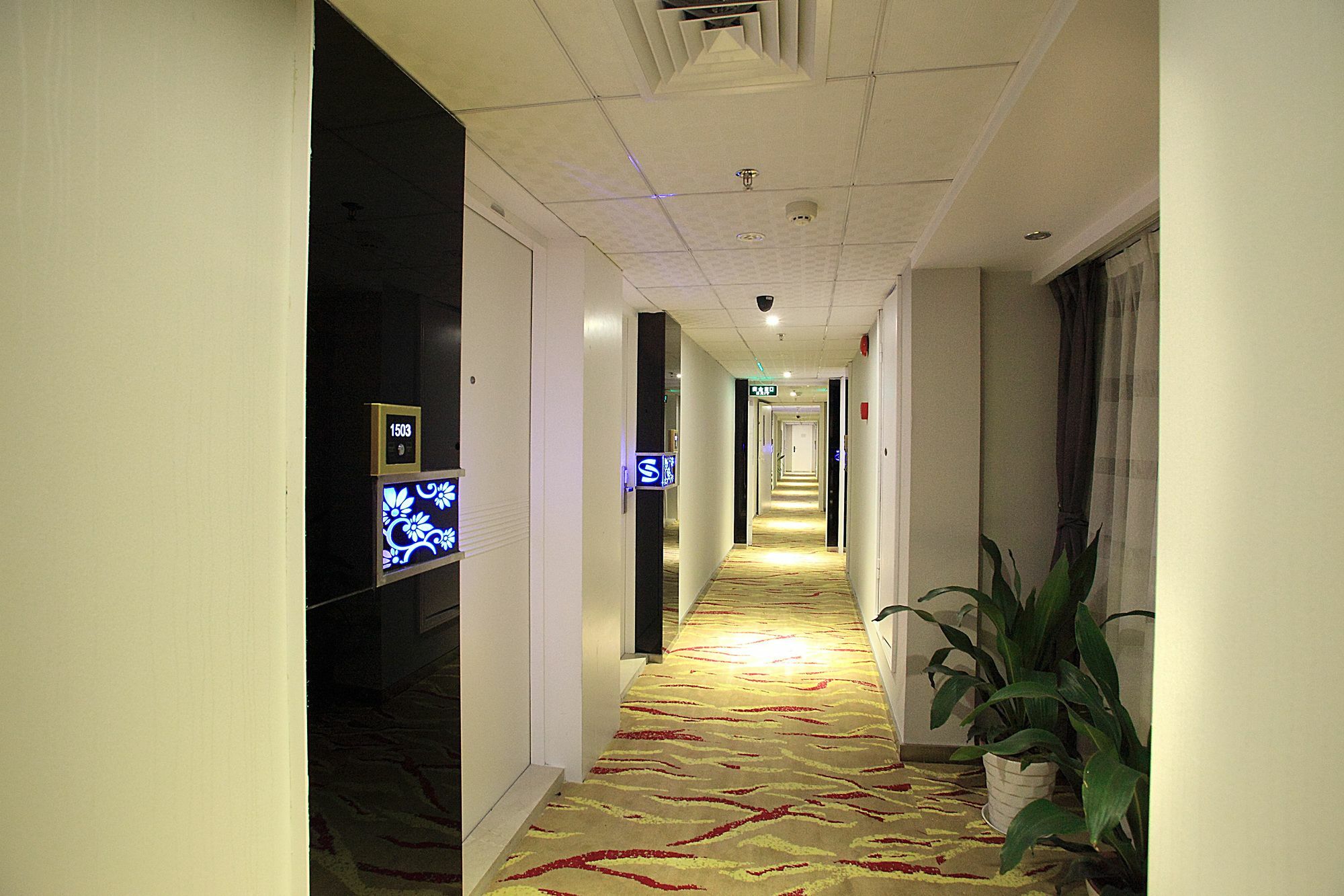 Perthden Hotel Shenzhen Eksteriør bilde